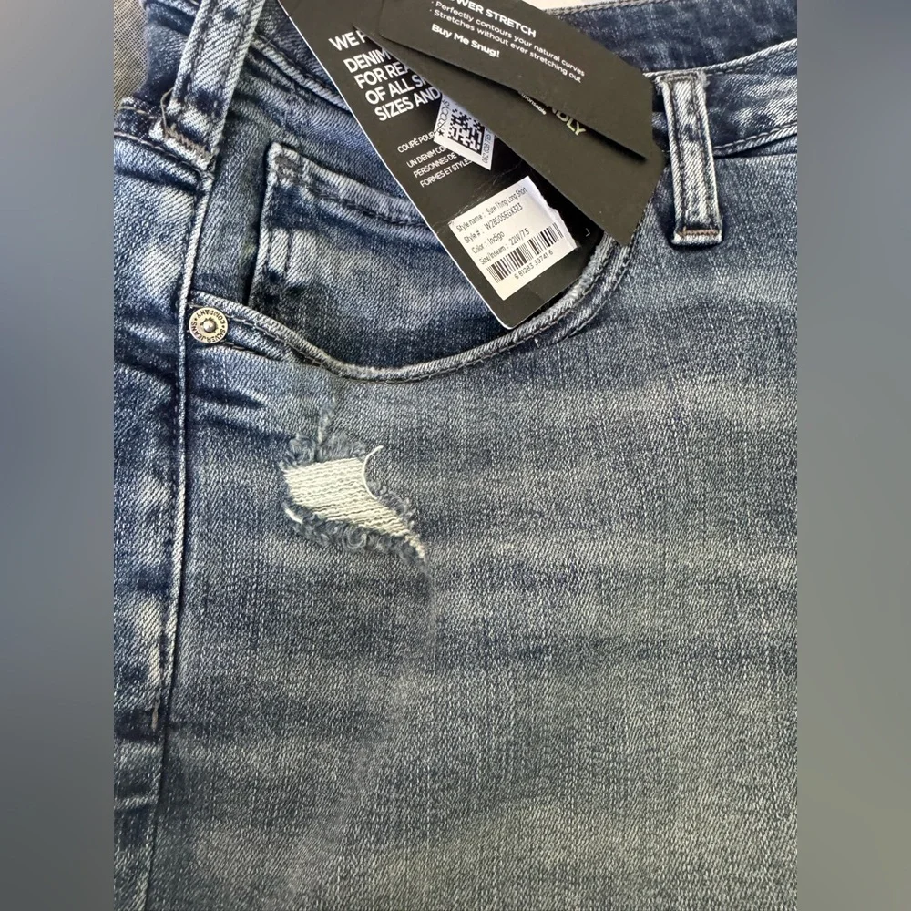 Silver Jeans Sure Thing High Rise Long Shorts 22W Indigo NWT